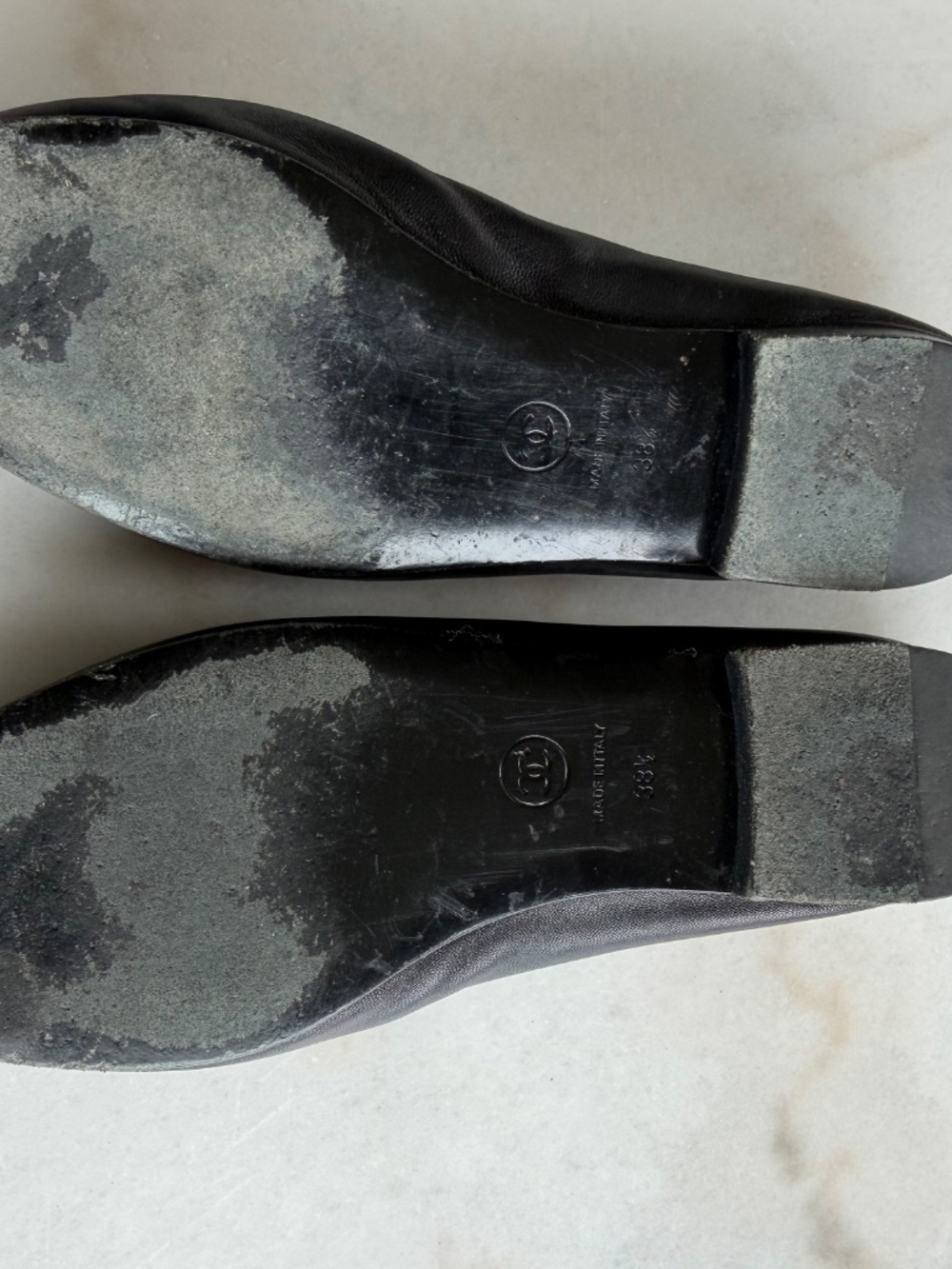 CHANEL LEATHER BALLET FLATS - Picture 3 of 3